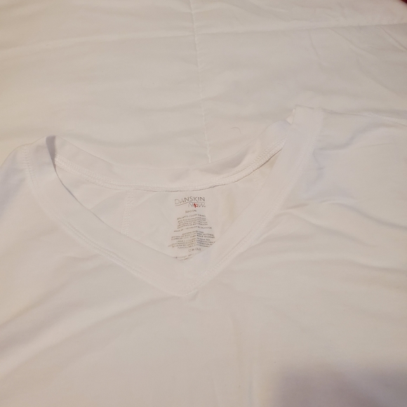 Tee - Picture 4 of 4